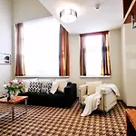 423 W Pieciogwiazdkowym Royal Tulip Plaza 200 M Dobruk Apartmán *