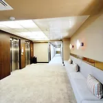 423 W Pieciogwiazdkowym Royal Tulip Plaza 200 M Dobruk Apartmán *