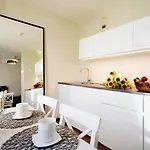 Apartmán 423 W Pieciogwiazdkowym Royal Tulip Plaza 200 M Dobruk *