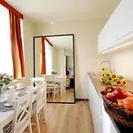 423 W Pieciogwiazdkowym Royal Tulip Plaza 200 M Dobruk Apartmán