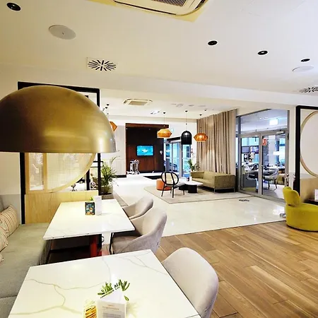 Apartamento 423 W Pieciogwiazdkowym Royal Tulip Plaza 200 M Dobruk *