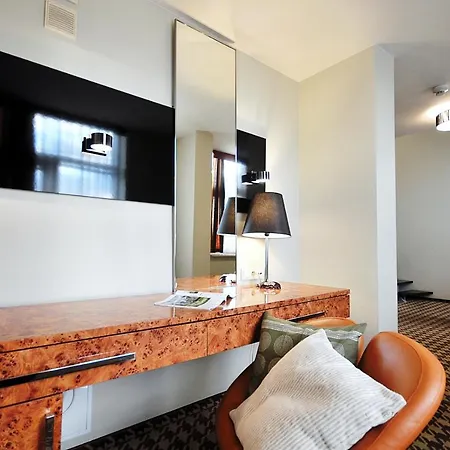 423 W Pieciogwiazdkowym Royal Tulip Plaza 200 M Dobruk *